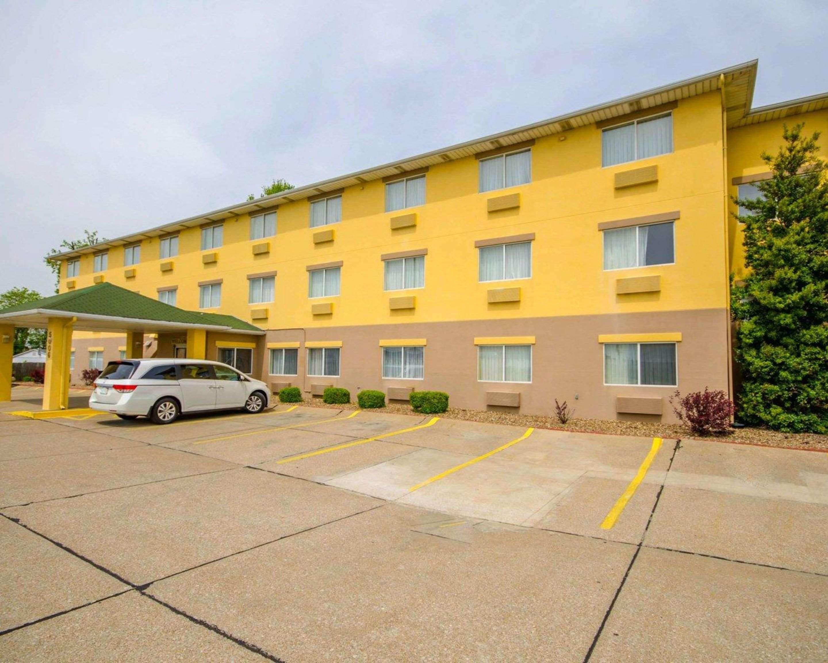 Quality Inn East Evansville Exteriér fotografie