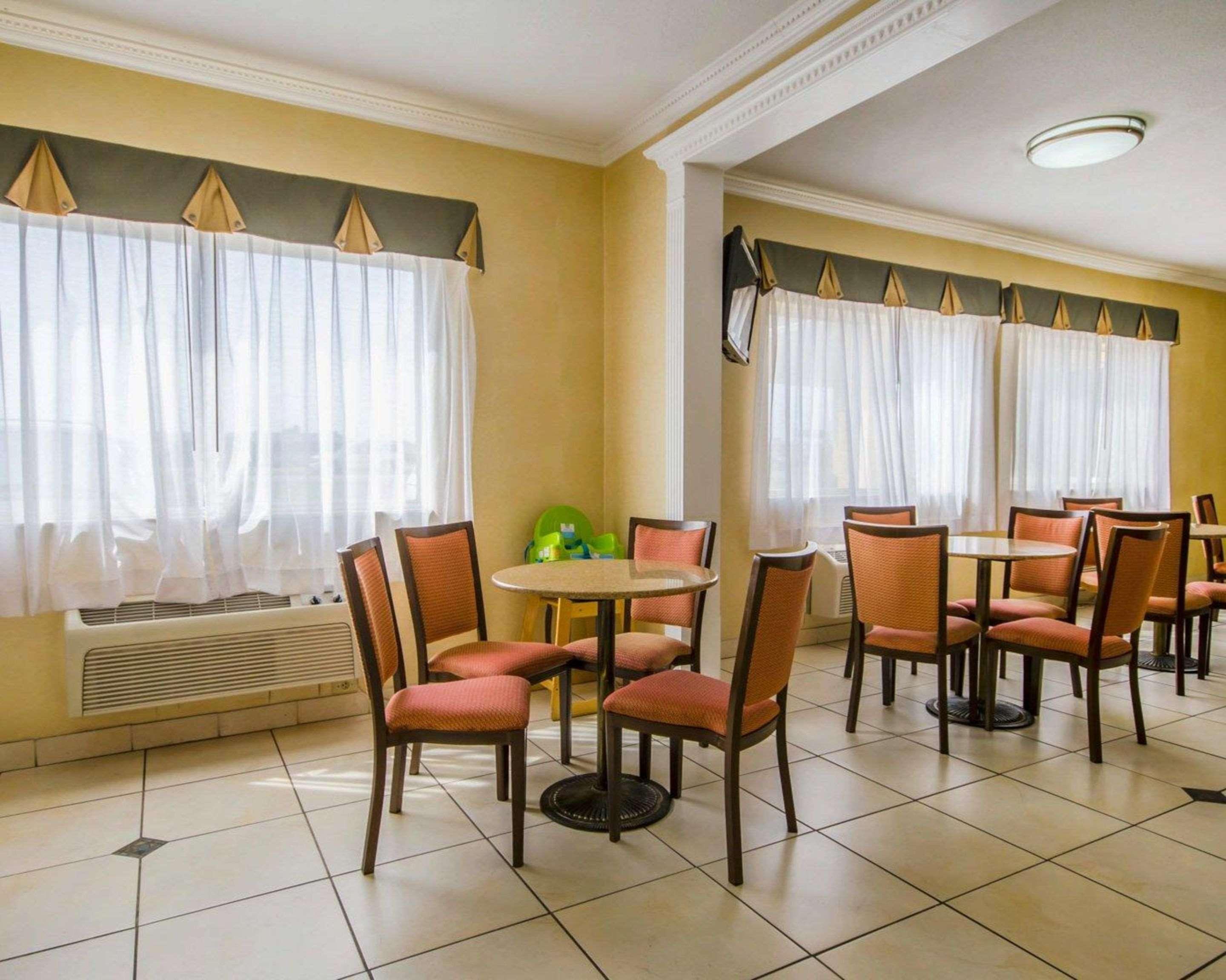 Quality Inn East Evansville Exteriér fotografie