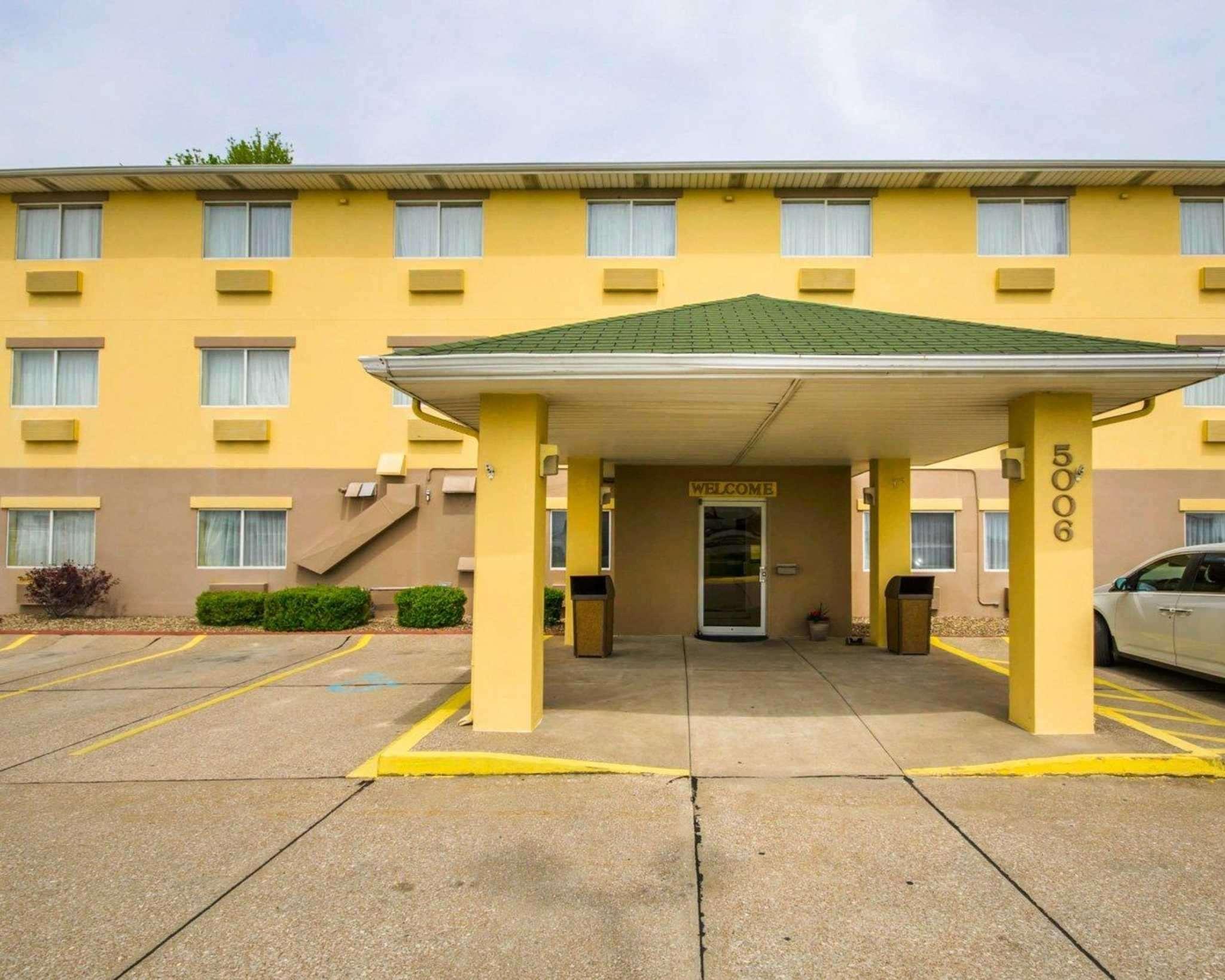 Quality Inn East Evansville Exteriér fotografie