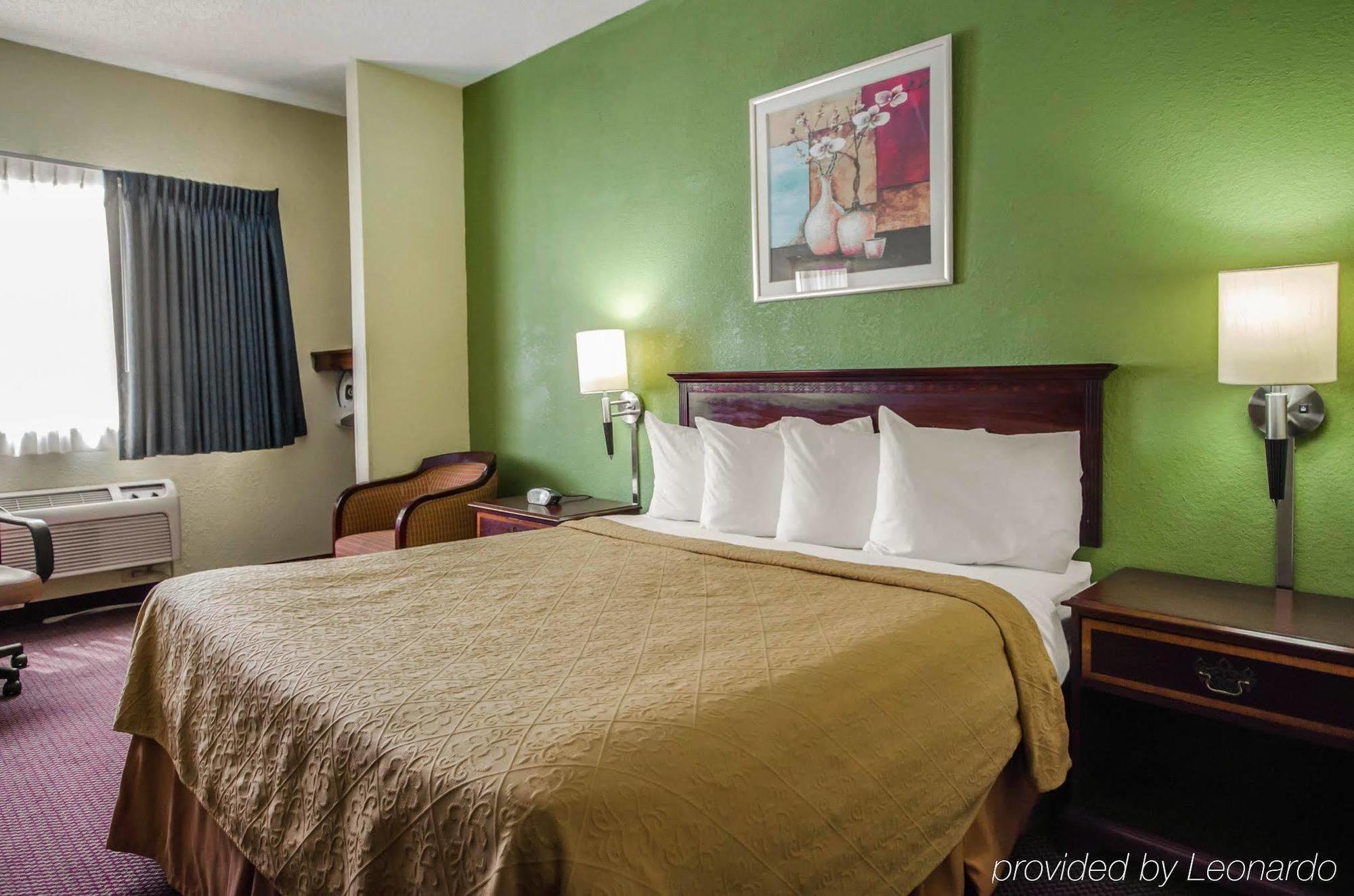 Quality Inn East Evansville Exteriér fotografie