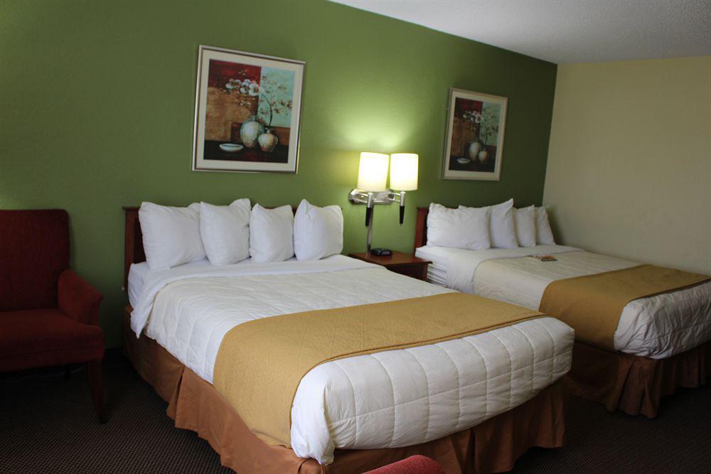 Quality Inn East Evansville Exteriér fotografie